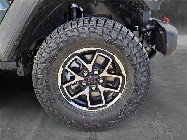 new 2025 Jeep Gladiator car, priced at $46,192
