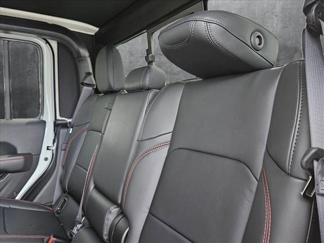 new 2025 Jeep Gladiator car, priced at $51,108
