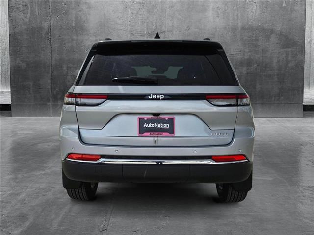 new 2025 Jeep Grand Cherokee car, priced at $34,697