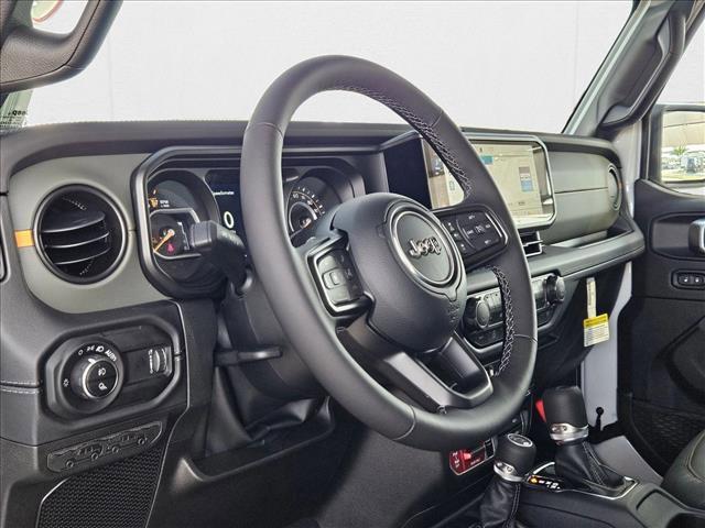 new 2025 Jeep Gladiator car, priced at $45,373