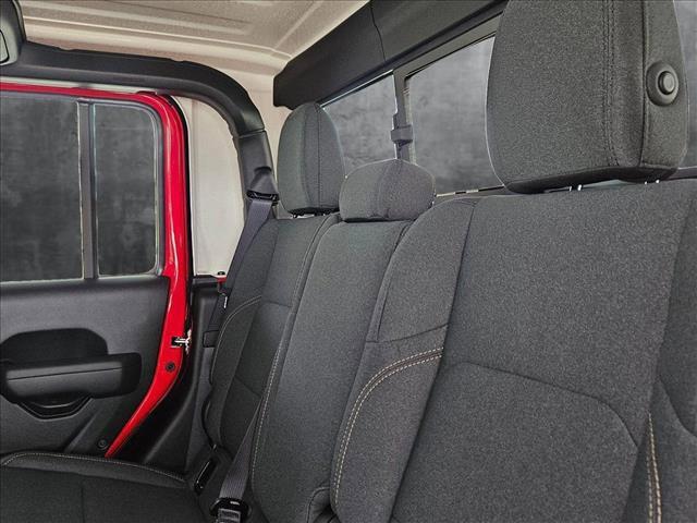 new 2025 Jeep Gladiator car, priced at $37,441