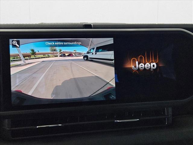 new 2025 Jeep Gladiator car, priced at $43,577