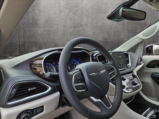 new 2024 Chrysler Pacifica car, priced at $46,848