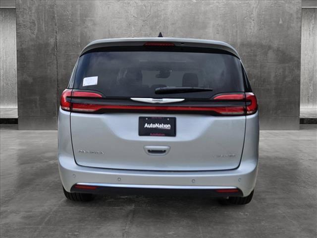 new 2024 Chrysler Pacifica car, priced at $46,848