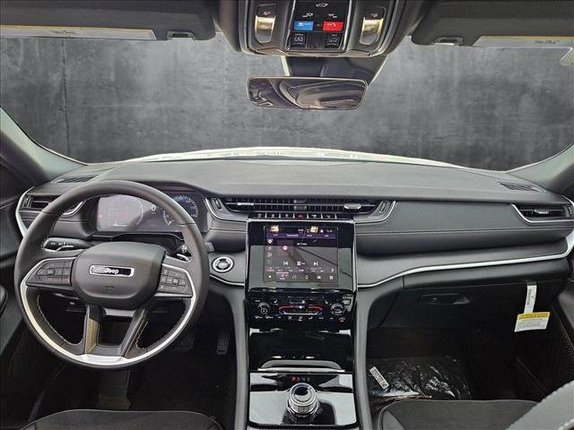 new 2025 Jeep Grand Cherokee L car, priced at $37,540