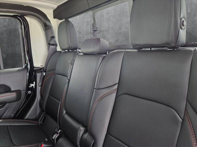 new 2025 Jeep Gladiator car, priced at $47,312