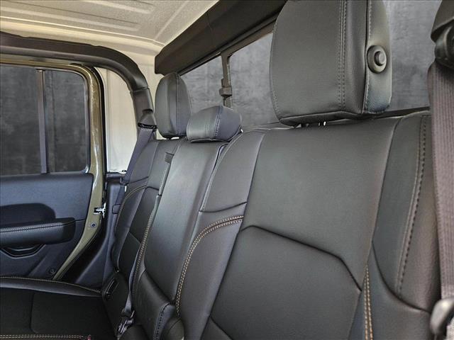 new 2025 Jeep Gladiator car, priced at $46,056