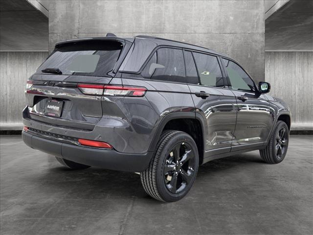 new 2024 Jeep Grand Cherokee car, priced at $37,927