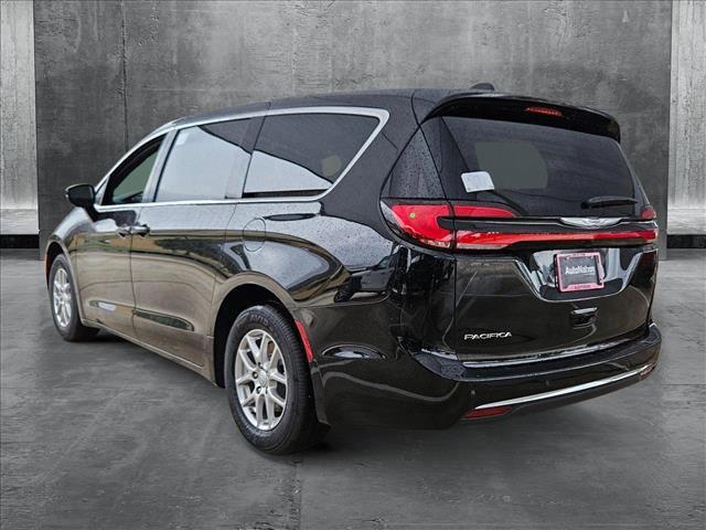 new 2025 Chrysler Pacifica car, priced at $44,250