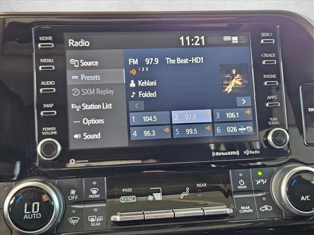 used 2021 Toyota Highlander Hybrid car, priced at $29,966