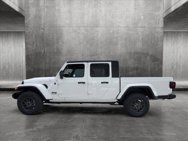 new 2024 Jeep Gladiator car, priced at $53,595