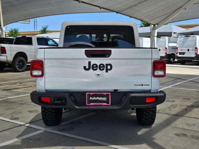 new 2025 Jeep Gladiator car, priced at $39,588