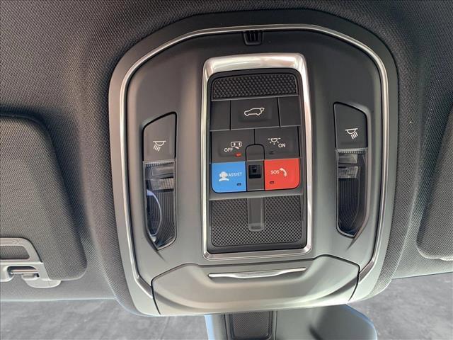 new 2025 Jeep Grand Cherokee car, priced at $39,433
