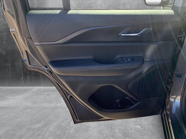 new 2025 Jeep Grand Cherokee car, priced at $39,433