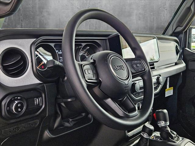 new 2025 Jeep Gladiator car, priced at $33,928