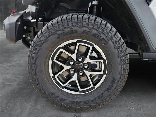 new 2025 Jeep Gladiator car, priced at $46,776