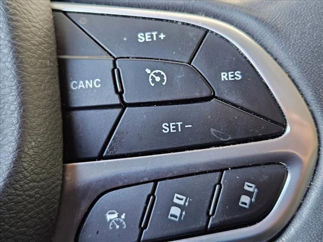 used 2022 Chrysler Pacifica car, priced at $23,498