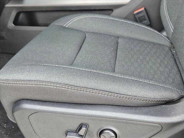 new 2025 Ram 1500 car, priced at $46,022