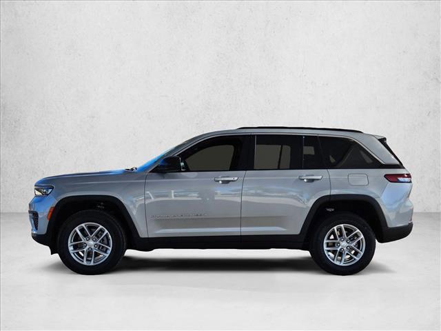 new 2025 Jeep Grand Cherokee car, priced at $34,189