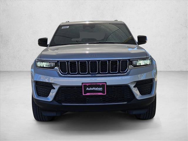 new 2025 Jeep Grand Cherokee car, priced at $34,189