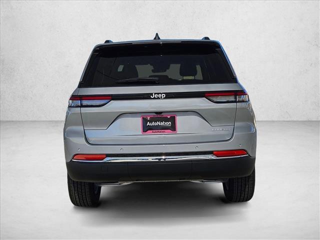 new 2025 Jeep Grand Cherokee car, priced at $34,189