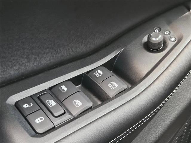 new 2025 Jeep Grand Cherokee car, priced at $34,189