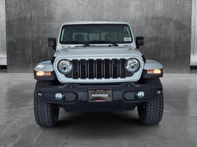 new 2025 Jeep Gladiator car, priced at $38,801
