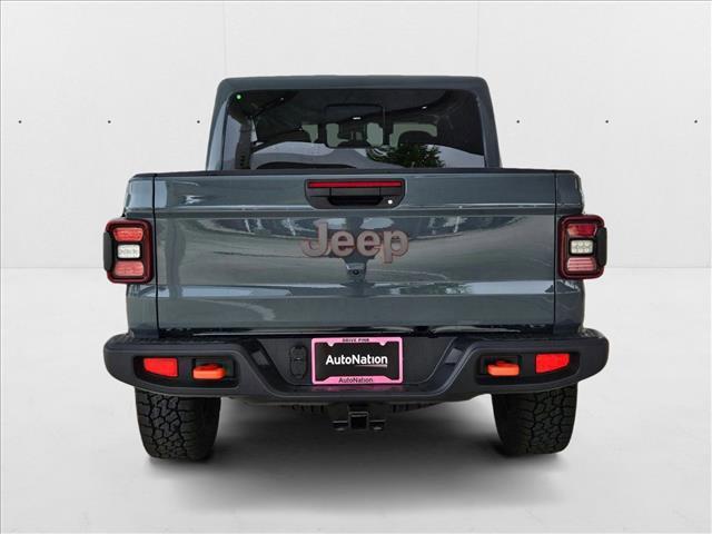 new 2025 Jeep Gladiator car, priced at $45,909