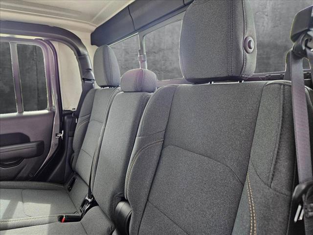 new 2025 Jeep Gladiator car, priced at $35,454