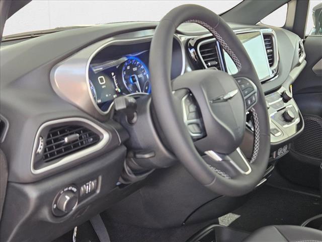 new 2025 Chrysler Voyager car, priced at $38,071