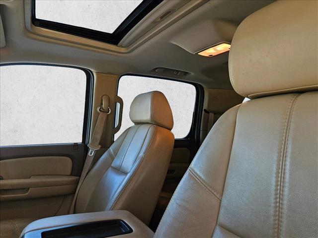 used 2007 GMC Yukon XL car, priced at $9,995