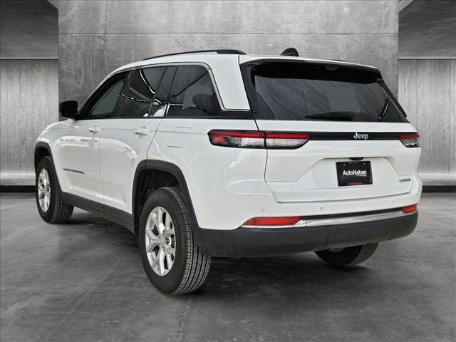 new 2024 Jeep Grand Cherokee car, priced at $42,377