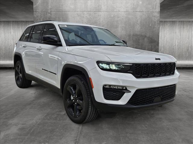 new 2024 Jeep Grand Cherokee car, priced at $39,356