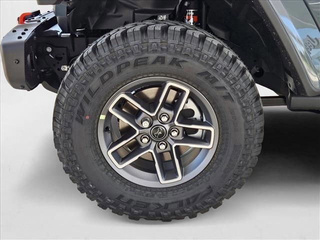 new 2025 Jeep Gladiator car, priced at $50,687