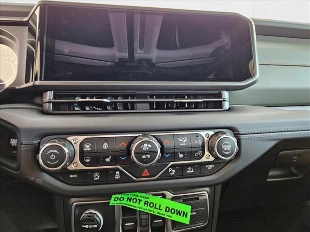 new 2025 Jeep Gladiator car, priced at $50,687