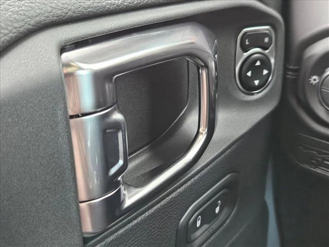 new 2025 Jeep Gladiator car, priced at $50,687