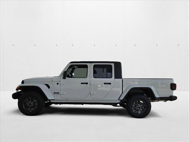 new 2025 Jeep Gladiator car, priced at $39,134