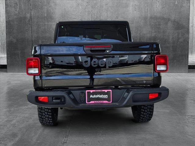new 2025 Jeep Gladiator car, priced at $41,560
