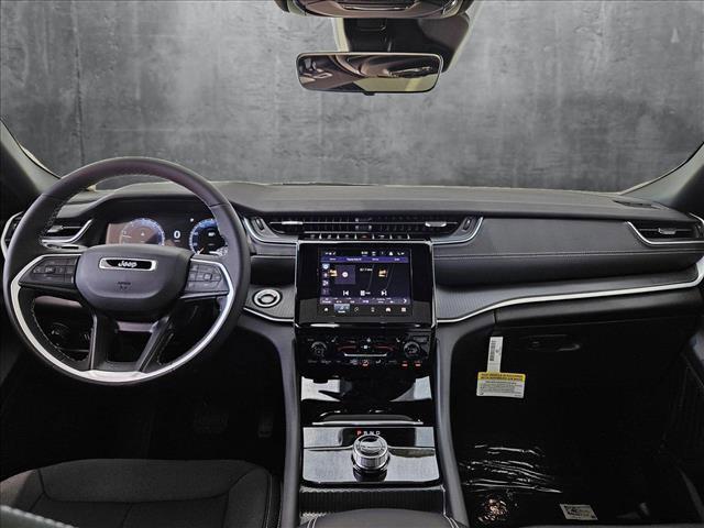 new 2025 Jeep Grand Cherokee car, priced at $34,697