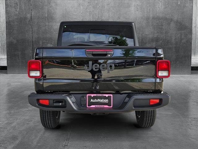 new 2025 Jeep Gladiator car, priced at $40,670