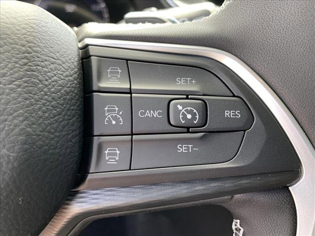 new 2025 Jeep Grand Cherokee car, priced at $38,896