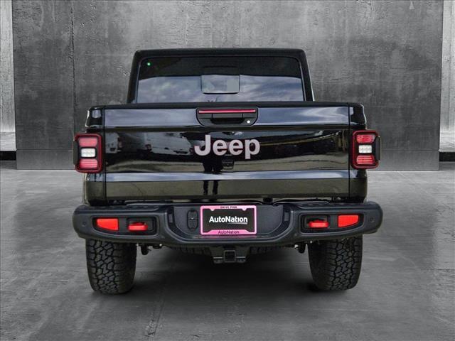 new 2025 Jeep Gladiator car, priced at $52,144
