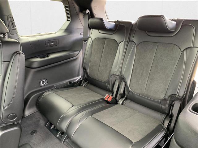 new 2025 Jeep Grand Cherokee L car, priced at $39,123