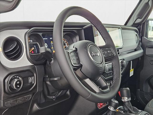 new 2025 Jeep Gladiator car, priced at $41,877