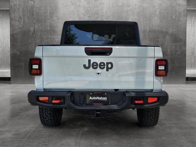 new 2024 Jeep Gladiator car, priced at $52,217