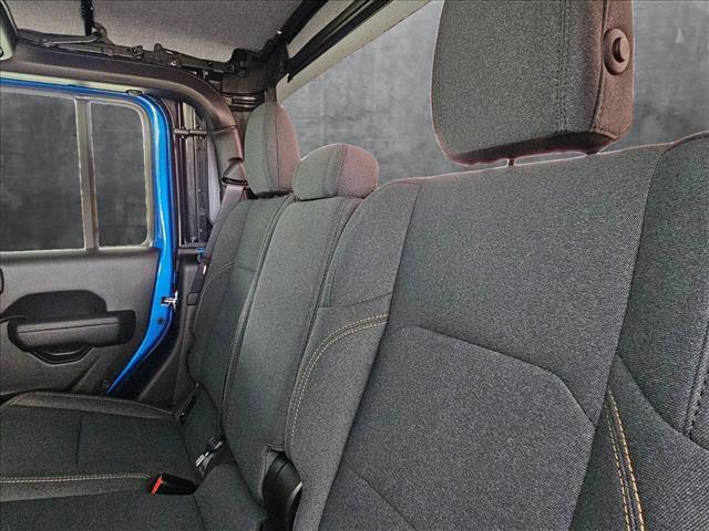 new 2025 Jeep Gladiator car, priced at $41,451