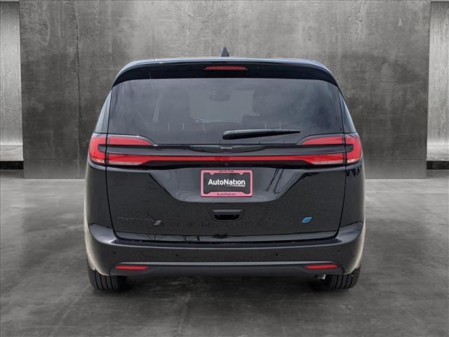 new 2023 Chrysler Pacifica Hybrid car, priced at $54,483