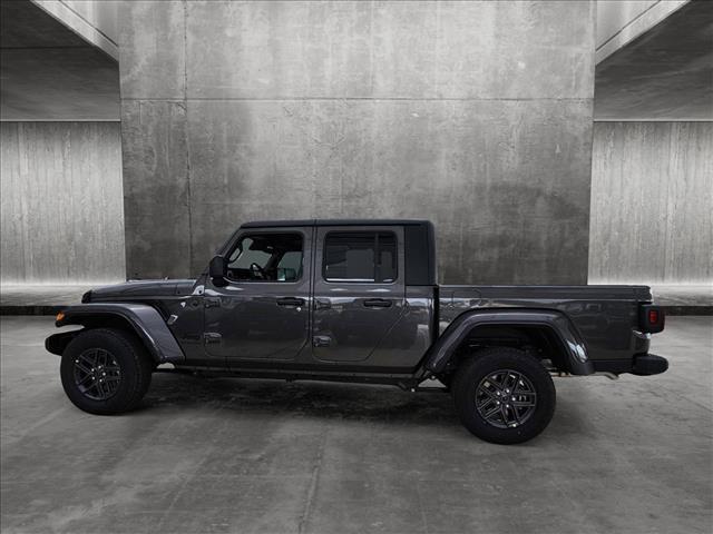 new 2024 Jeep Gladiator car, priced at $41,233