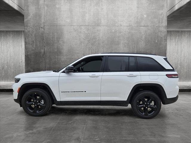 new 2024 Jeep Grand Cherokee car, priced at $42,196