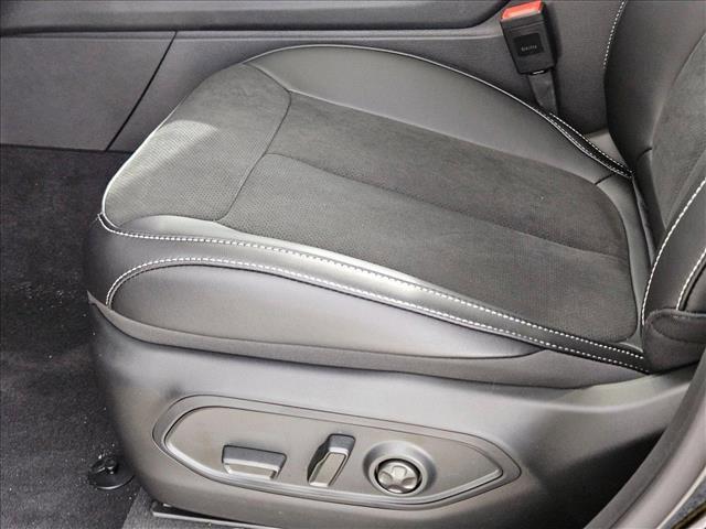 new 2025 Jeep Grand Cherokee L car, priced at $37,576